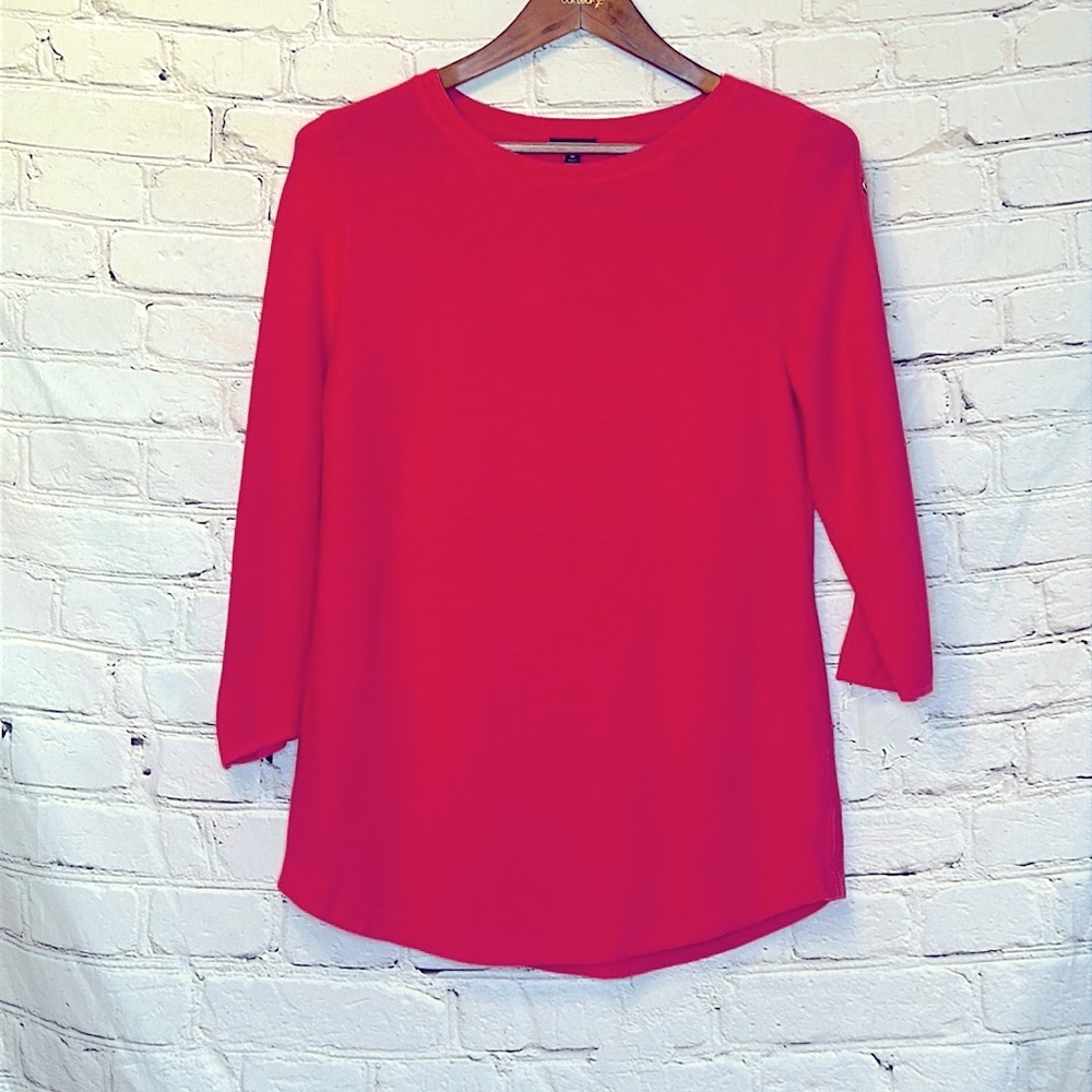 Talbots Pink Round Hem Long Sleeve Gold Button Accent Sweater Size Medium